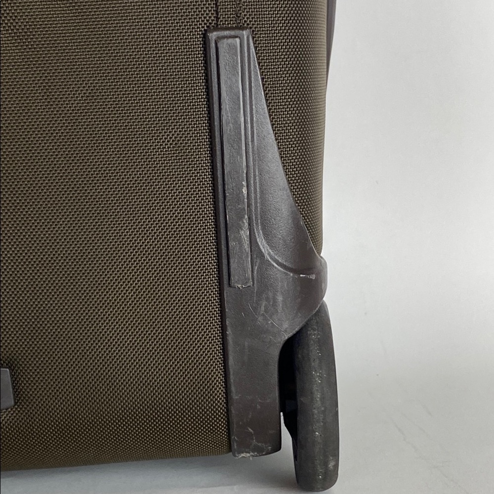 TUMI Alpha 2 Carry - On Expandable Suitcase 21” 2-Wheel Brown 22020ES2. - Picture 9 of 16